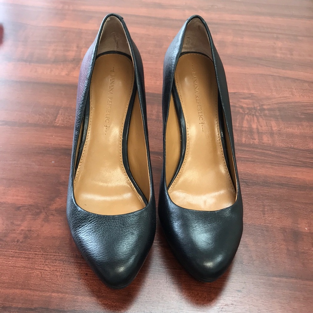 Black Pump - image 2